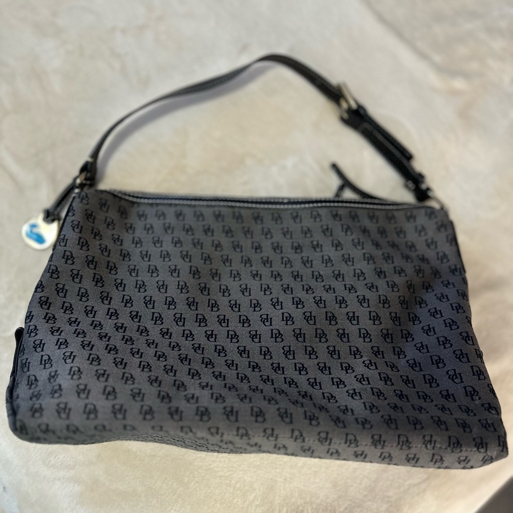 Very very nice Dooney and Bourke